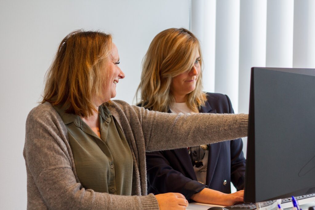 Effective working behind laptop Bjorn Lunden