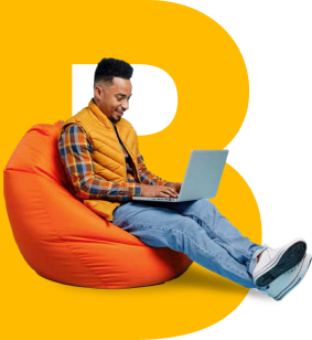 Bjorn Lunden medewerker aan het werk op een zitzak 